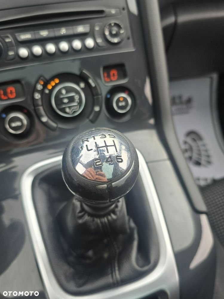 Peugeot 5008 - 33