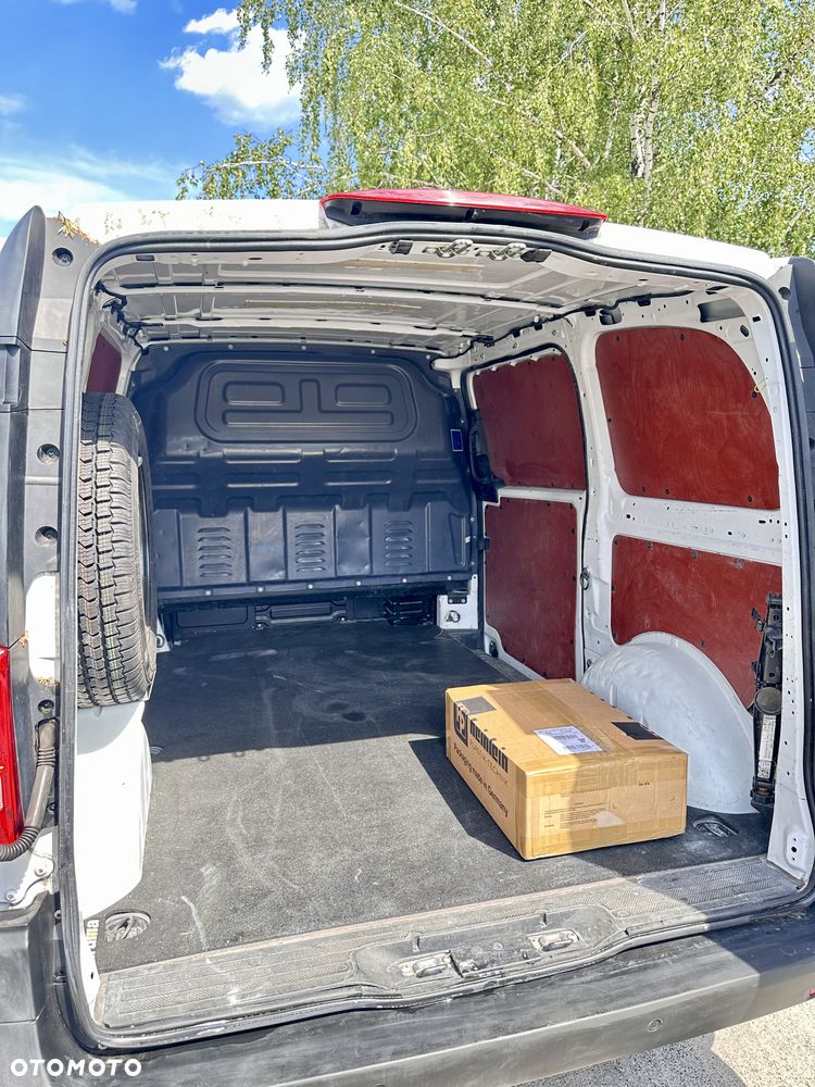 Mercedes-Benz VITO - 8