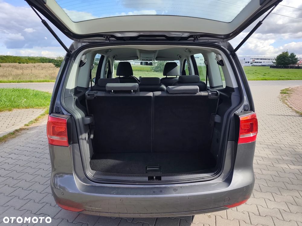 Volkswagen Touran 1.6 TDI DPF Highline DSG - 14
