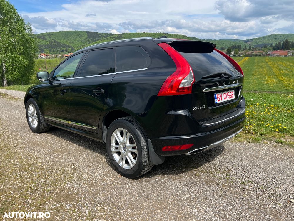 Volvo XC 60 - 4