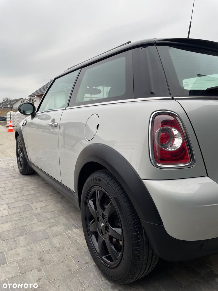 MINI Cooper Baker Street - 7