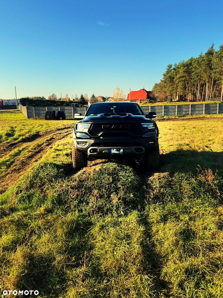 Dodge RAM TRX ver-5-7-4x4 - 5