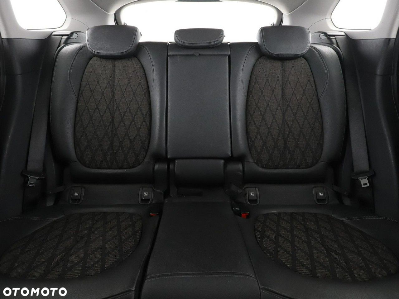 BMW X1 xDrive20d xLine - 18