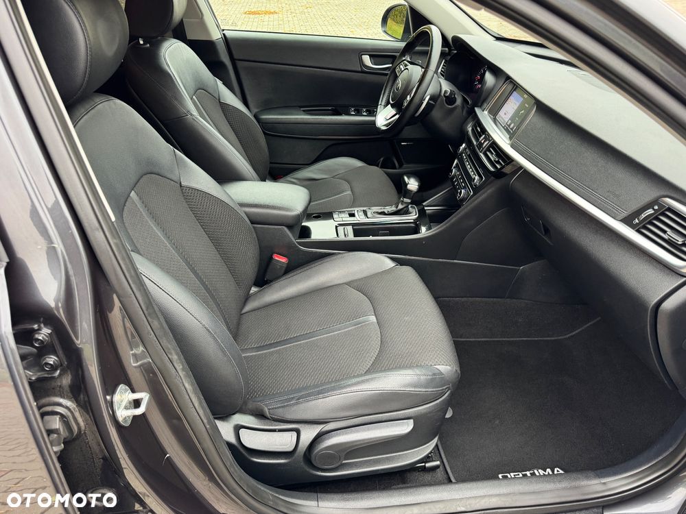 Kia Optima - 6