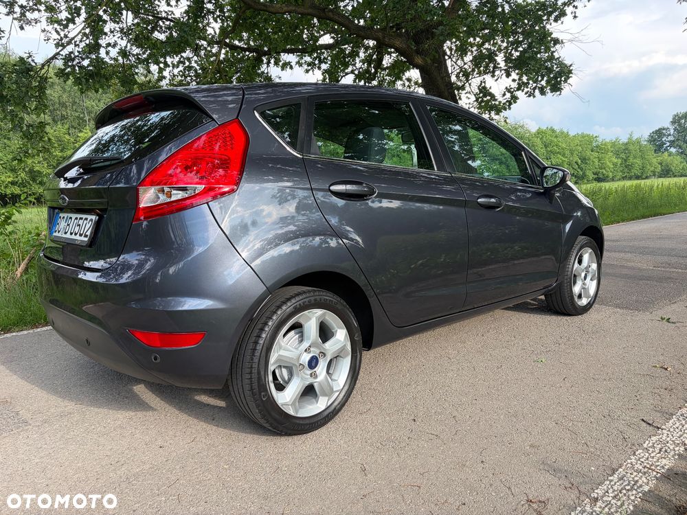 Ford Fiesta 1.4 Titanium - 14