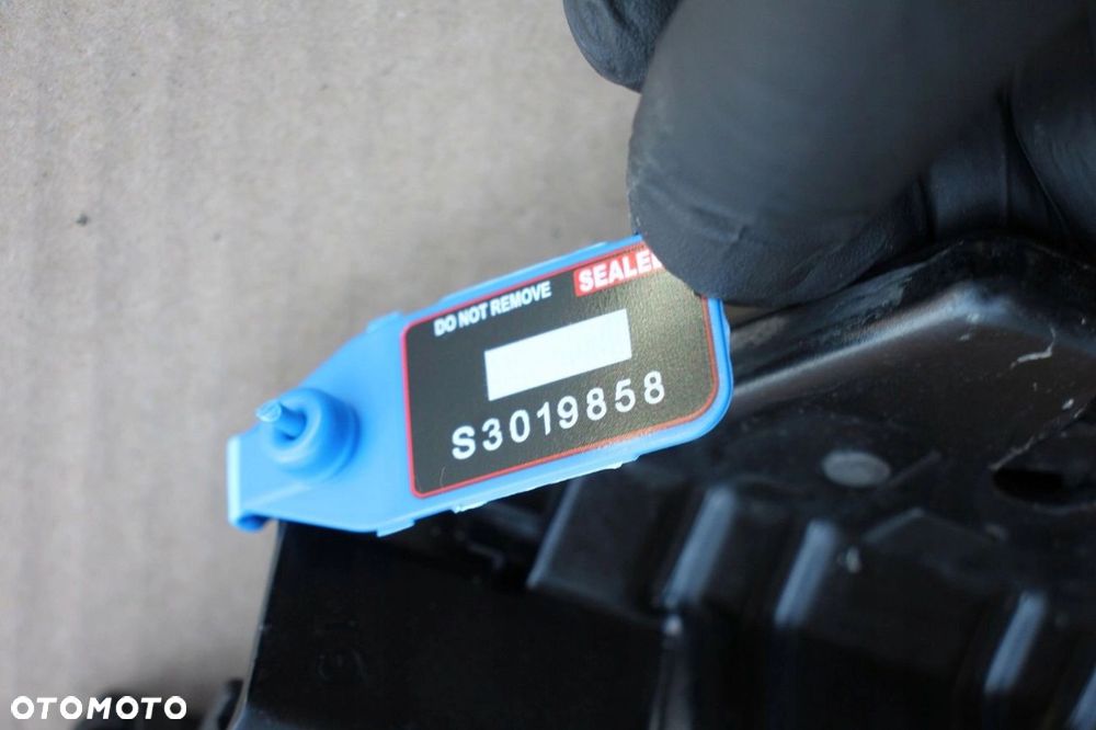 Klamka klapy bagażnika BMW 3 e90 sedan 7840617 - 4