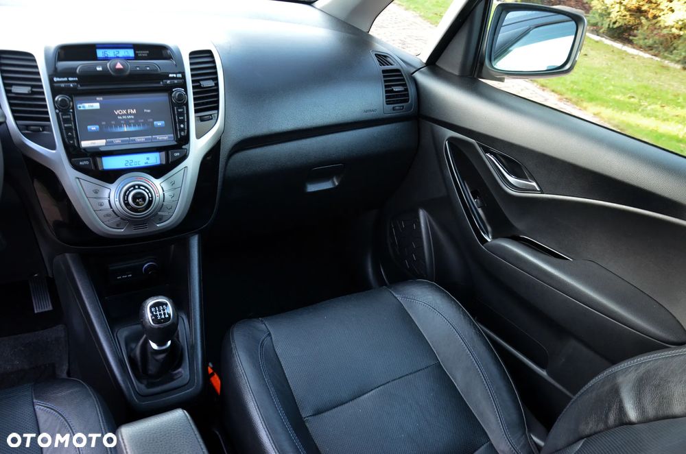 Hyundai ix20 1.6 Premium blue - 24