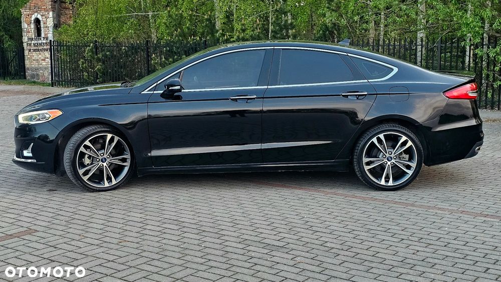 Ford Fusion - 9