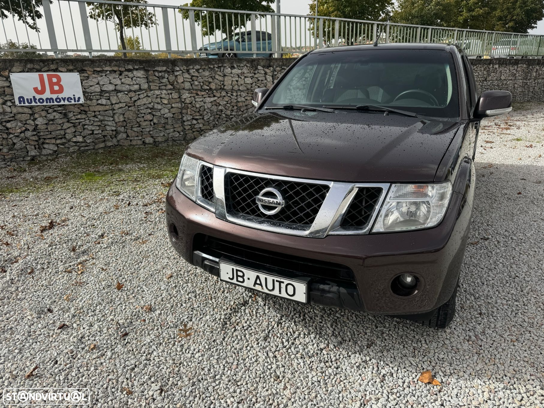 Nissan Navara 2.5 dCi CD LE 4WD - 2