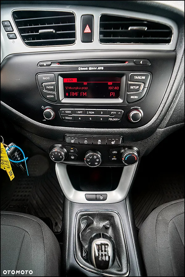 Kia ProCeed - 28