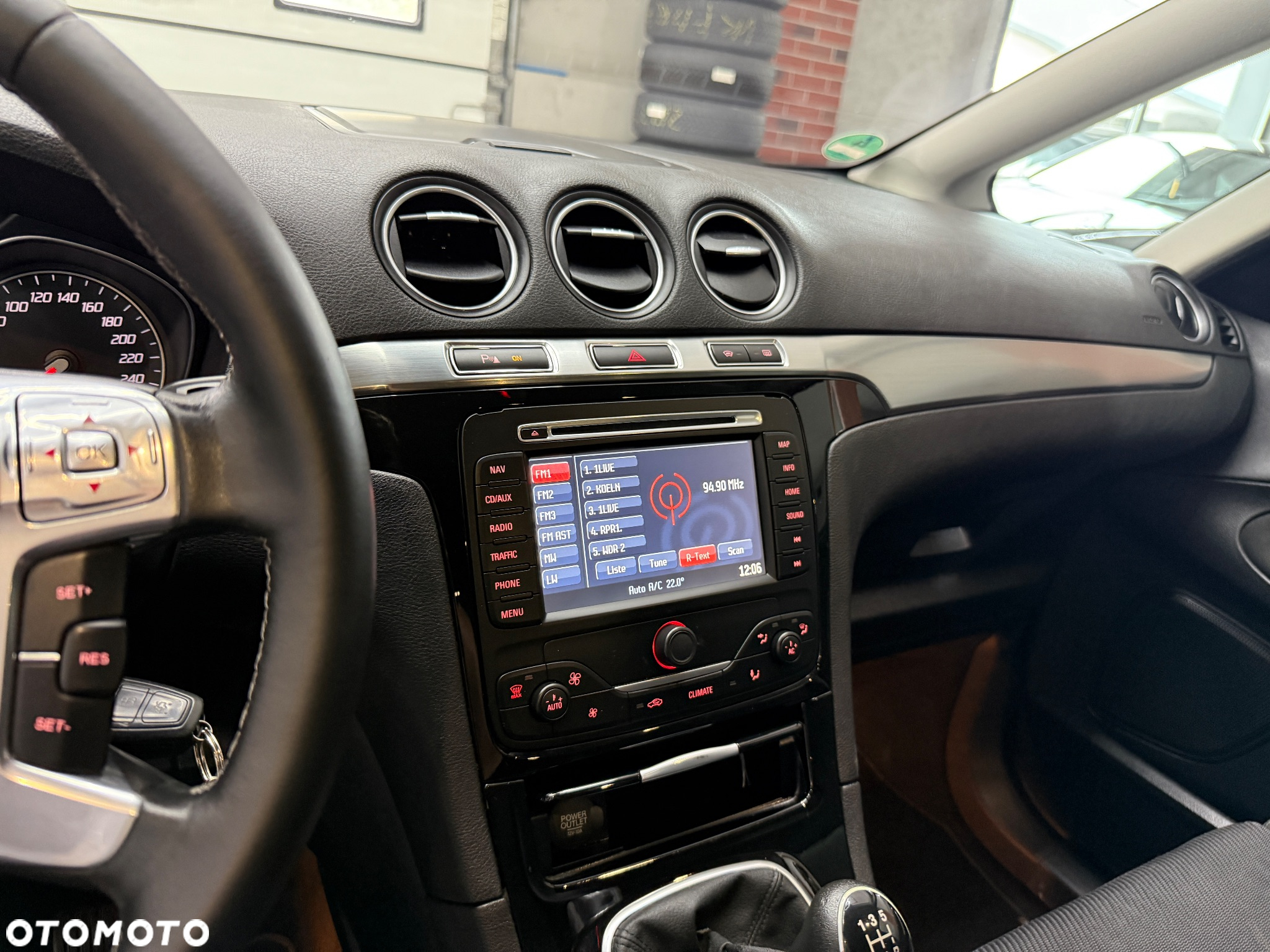 Ford S-Max 2.0 Titanium - 23