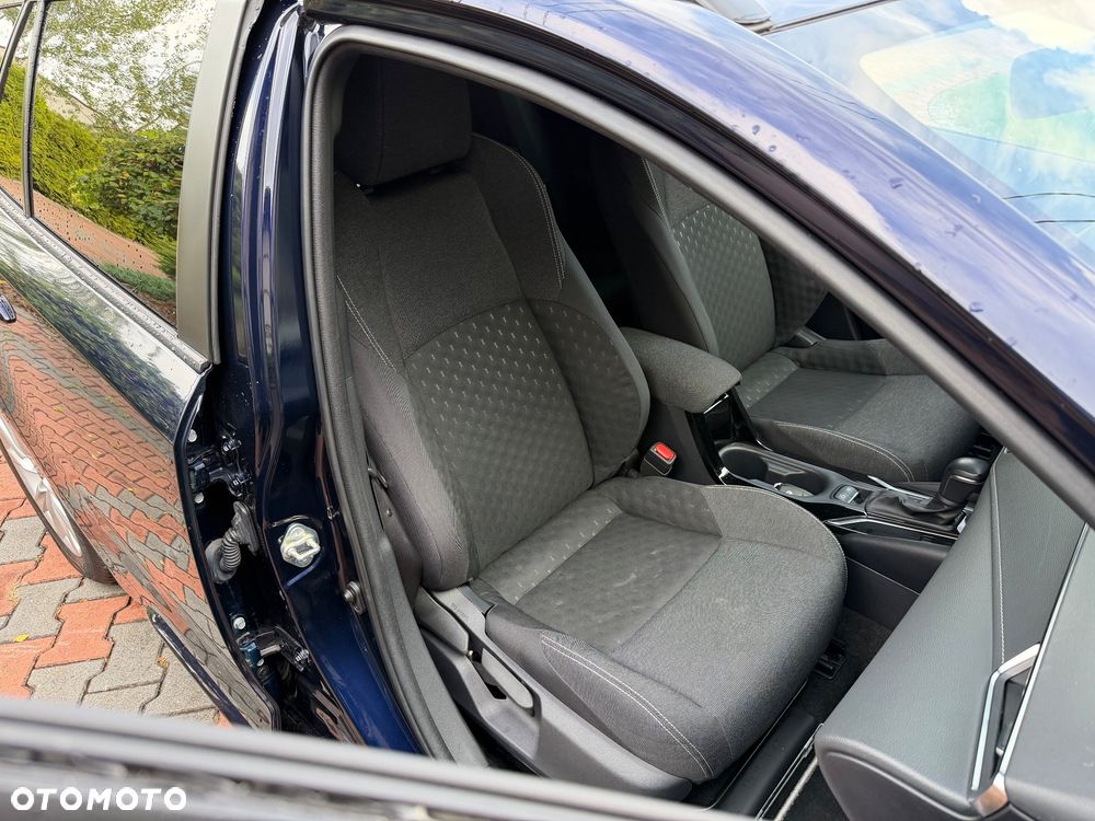 Toyota Corolla - 25