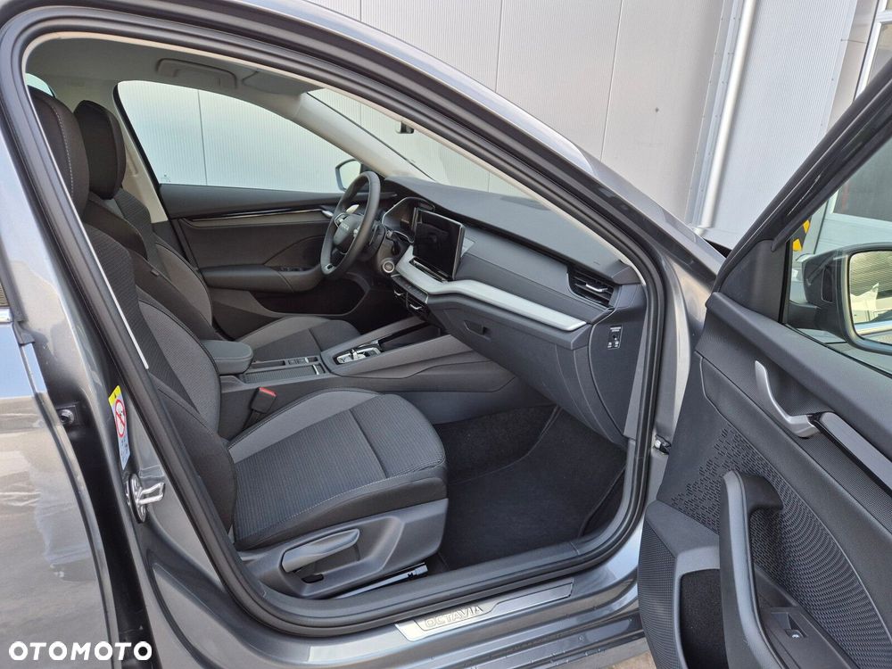 Skoda Octavia 2.0 TSI Drive Selection 4x4 DSG - 14