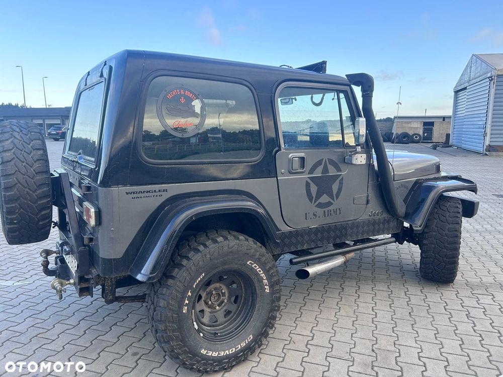 Jeep Wrangler - 3