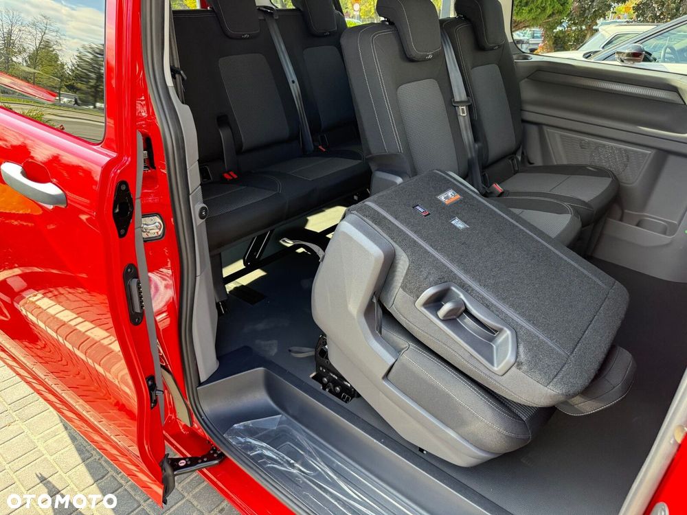 Volkswagen Caravelle - 23