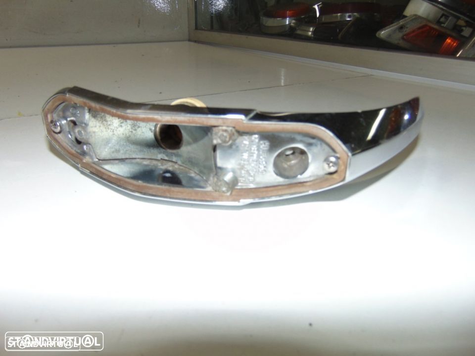 VW T3 antigo - coco de farolim NOVO - 1