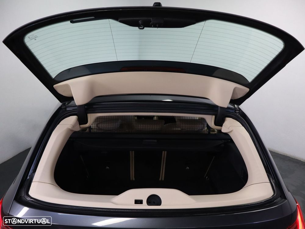 BMW 318 d Auto - 27
