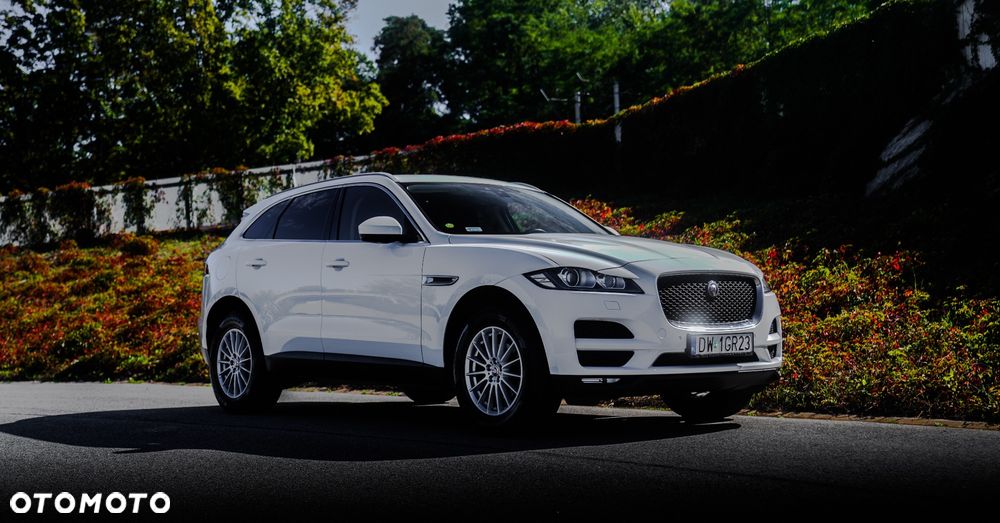 Jaguar F-Pace - 9