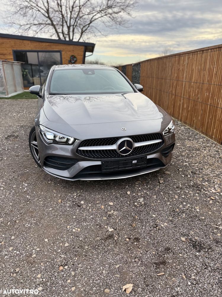 Mercedes-Benz CLA 200 7G-DCT AMG Line - 11
