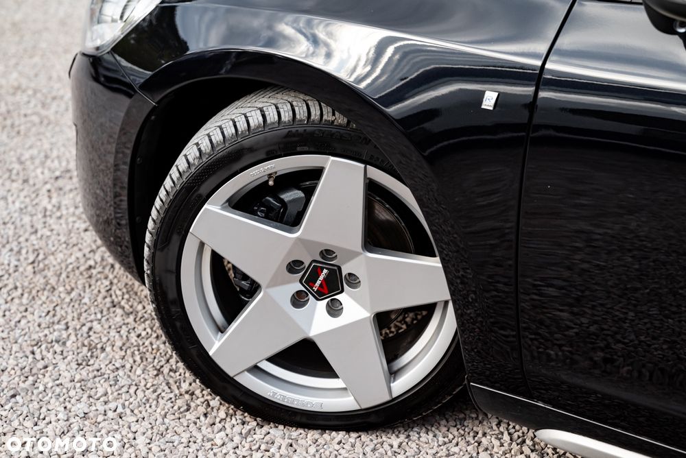 Volvo S60 D5 AWD Geartronic RDesign - 16