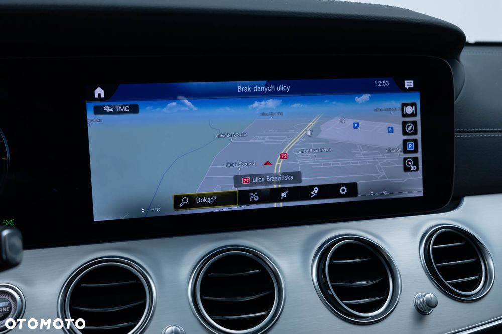 Mercedes-Benz Klasa E 300 de 4Matic 9G-TRONIC AMG Line - 22