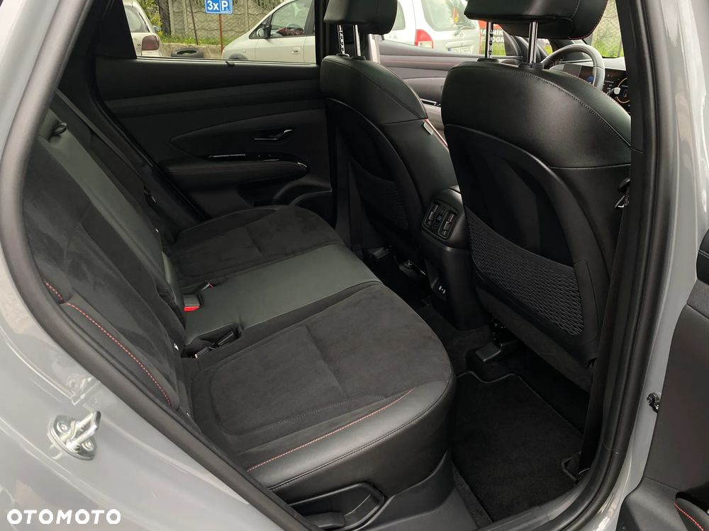 Hyundai Tucson 1.6 T-GDi HEV N-Line 2WD - 24