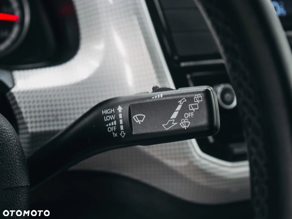 Volkswagen up! e-up - 23