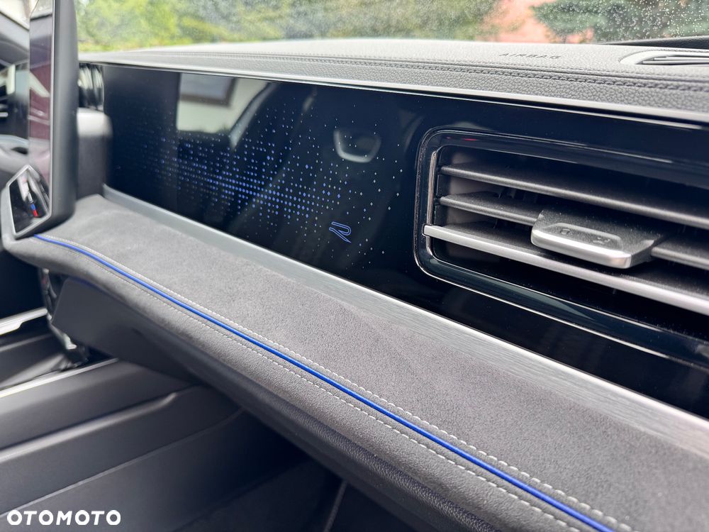 Volkswagen Passat 2.0 TDI SCR R-Line Plus DSG - 37