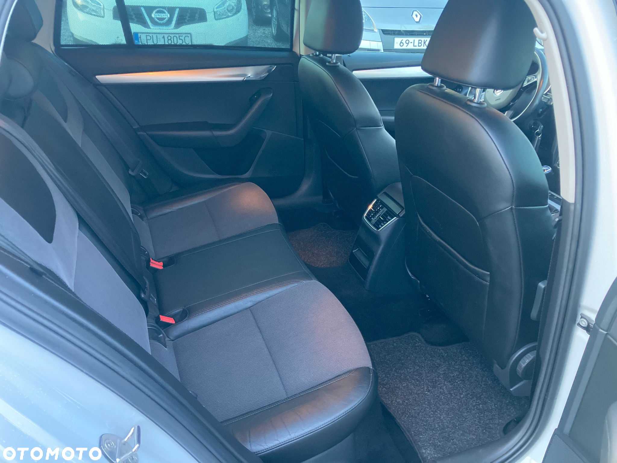 Skoda Octavia 1.6 TDI Ambition - 12