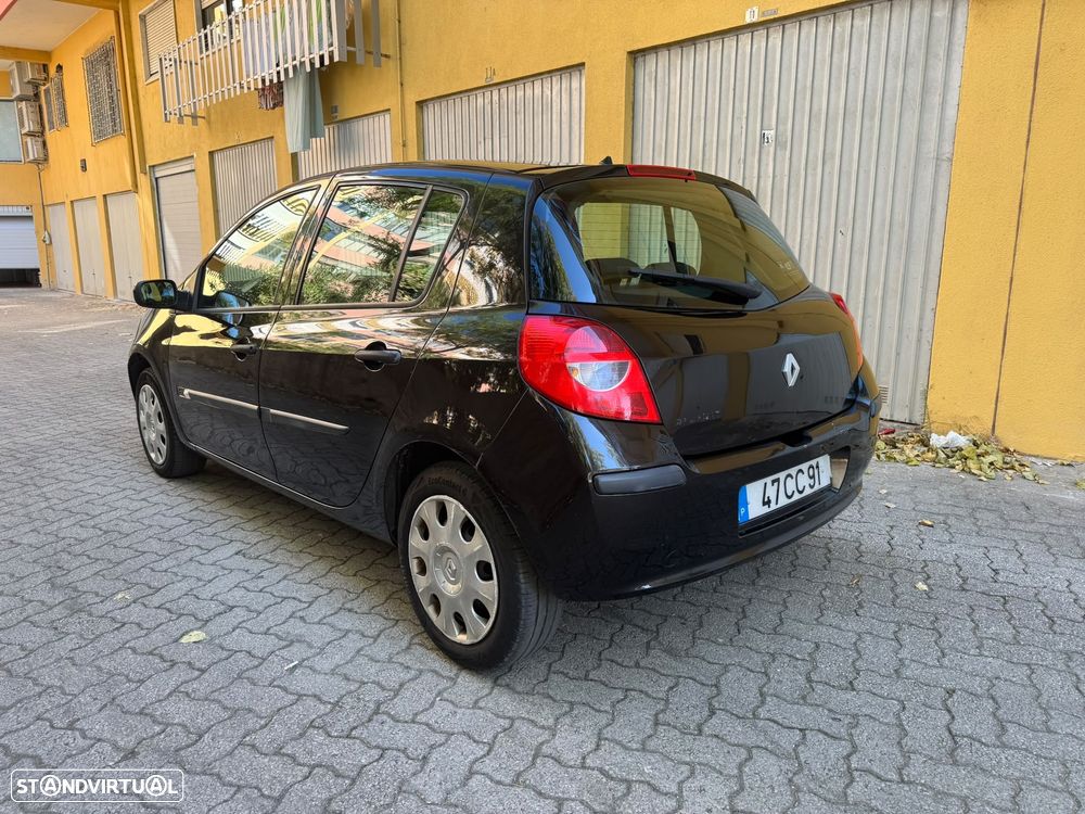 Renault Clio 1.5 dCi Confort - 5