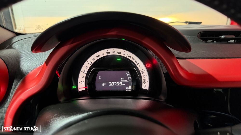 Renault Twingo 0.9 TCe Sport - 29