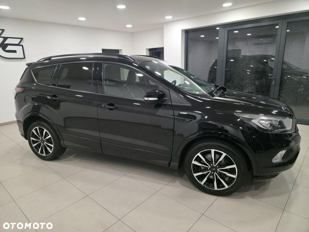 Ford Kuga 2.0 TDCi 4x2 ST-Line - 9