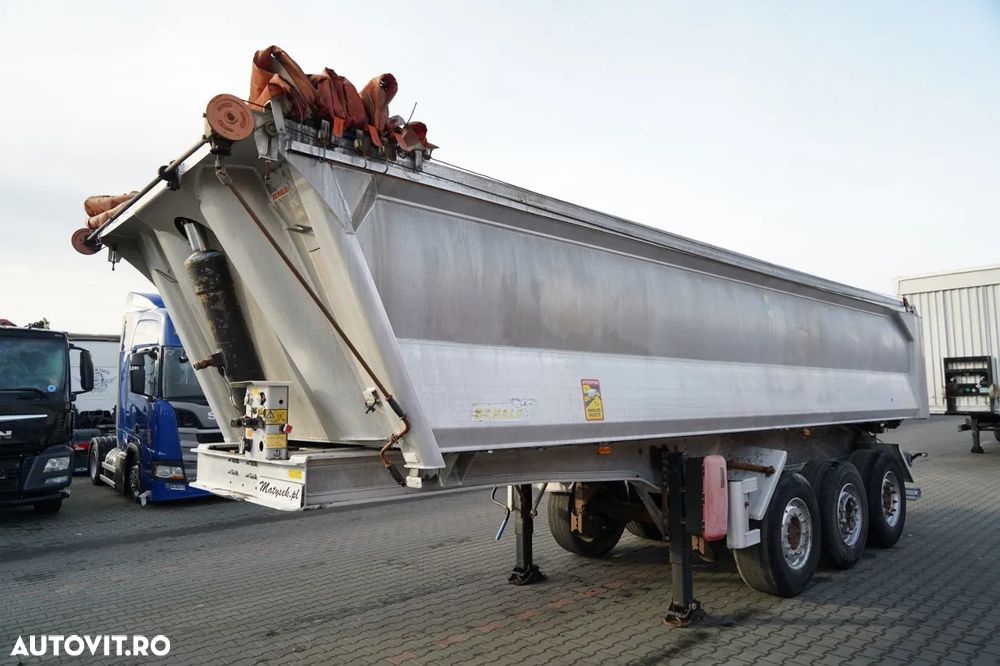 Benalu BASCULATOR BENALU / 23 m3 / ALUMINIU / AXĂ RELAXABILĂ / GREUTATE: 5.000 KG / - 2