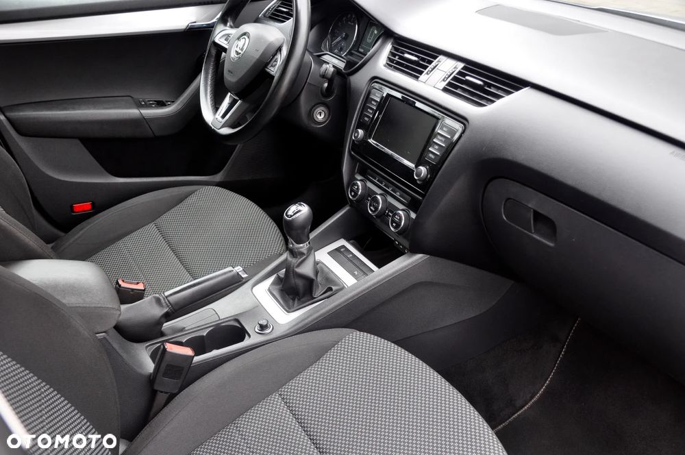 Skoda Octavia 2.0 TDI Style - 10