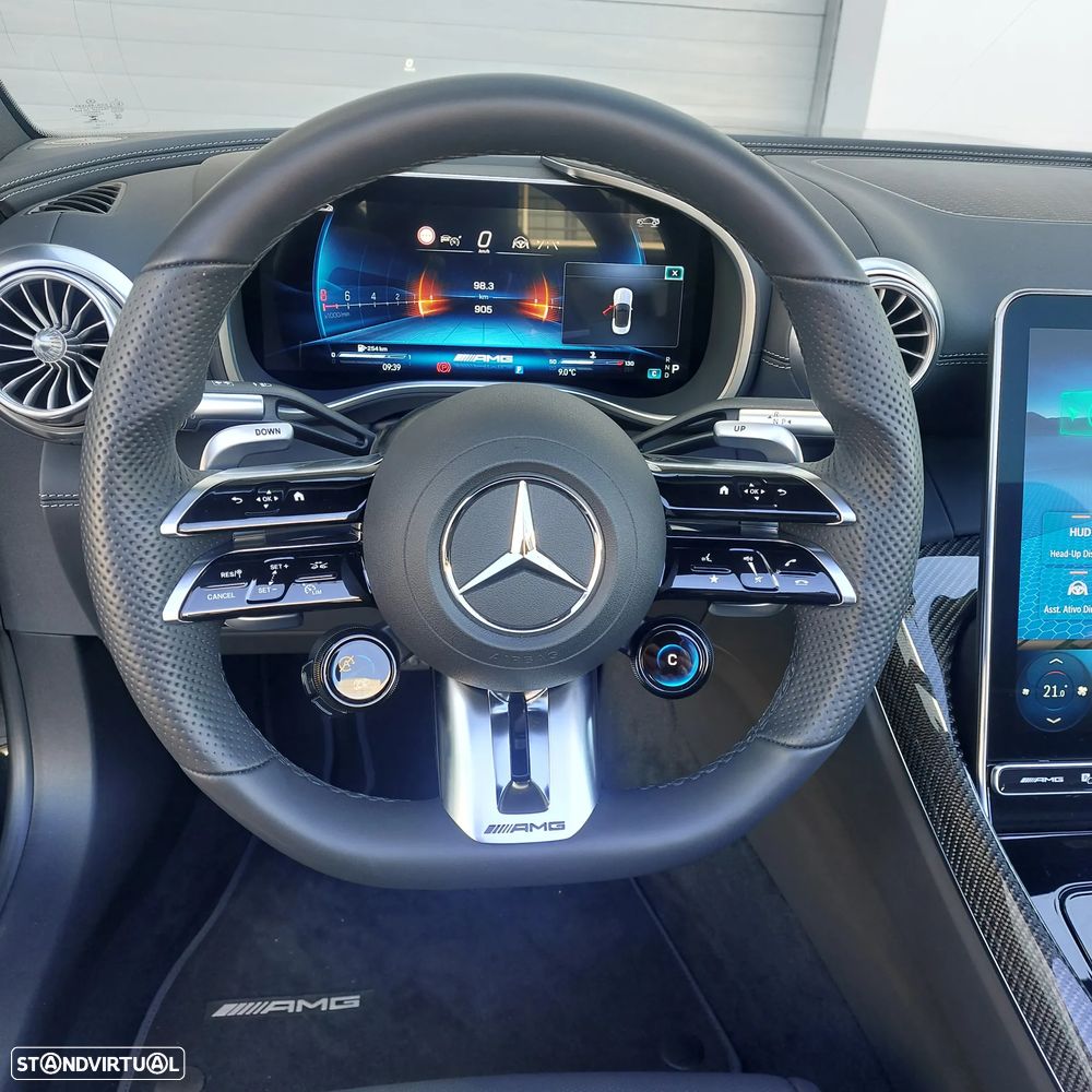 Mercedes-Benz SL 63 AMG 4Matic+ - 9