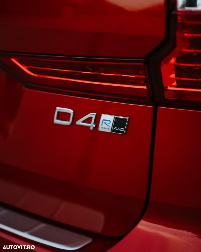 Volvo XC 60 D4 AWD Geartronic RDesign - 14