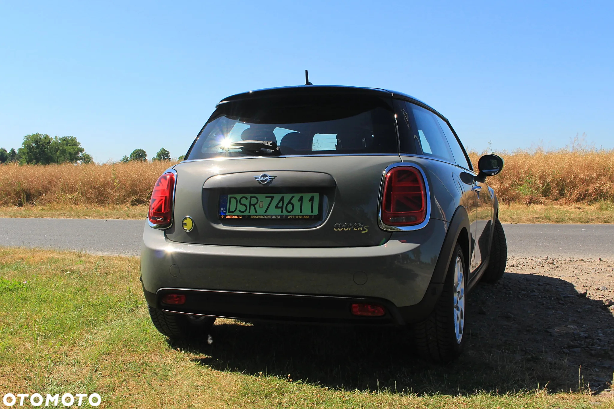 MINI Cooper SE Classic Trim - 3