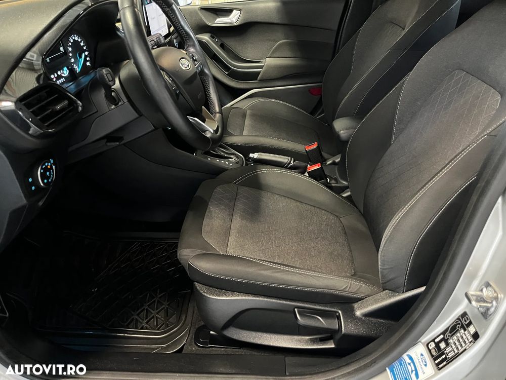 Ford Fiesta - 10