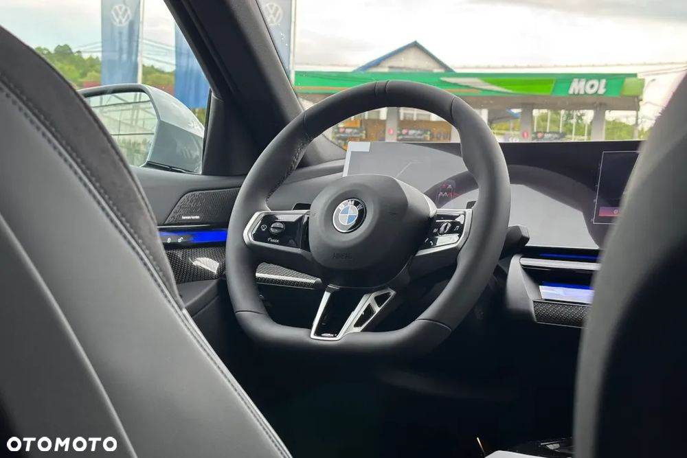BMW Seria 5 520d xDrive mHEV - 13