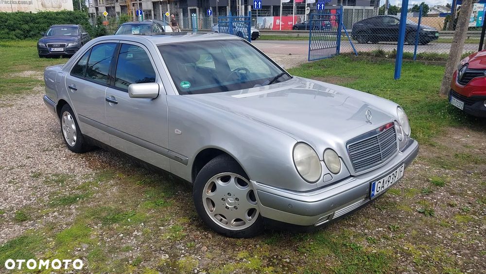 Mercedes-Benz Klasa E
