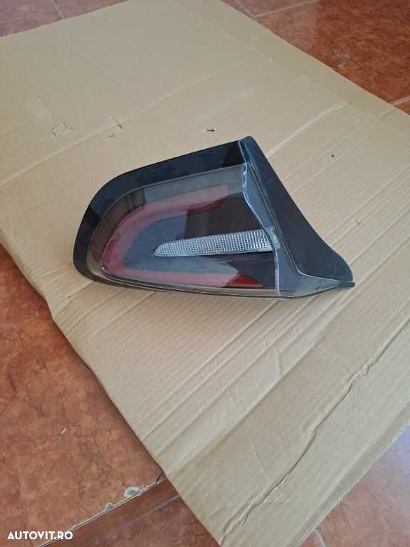 Stop stanga pe haion Ford Puma cod L1TB13A603AD - 3