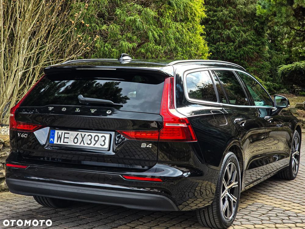 Volvo V60 B4 D Momentum Pro - 12