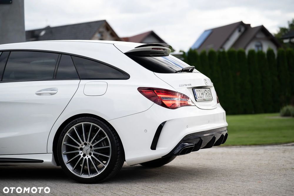Mercedes-Benz CLA - 23