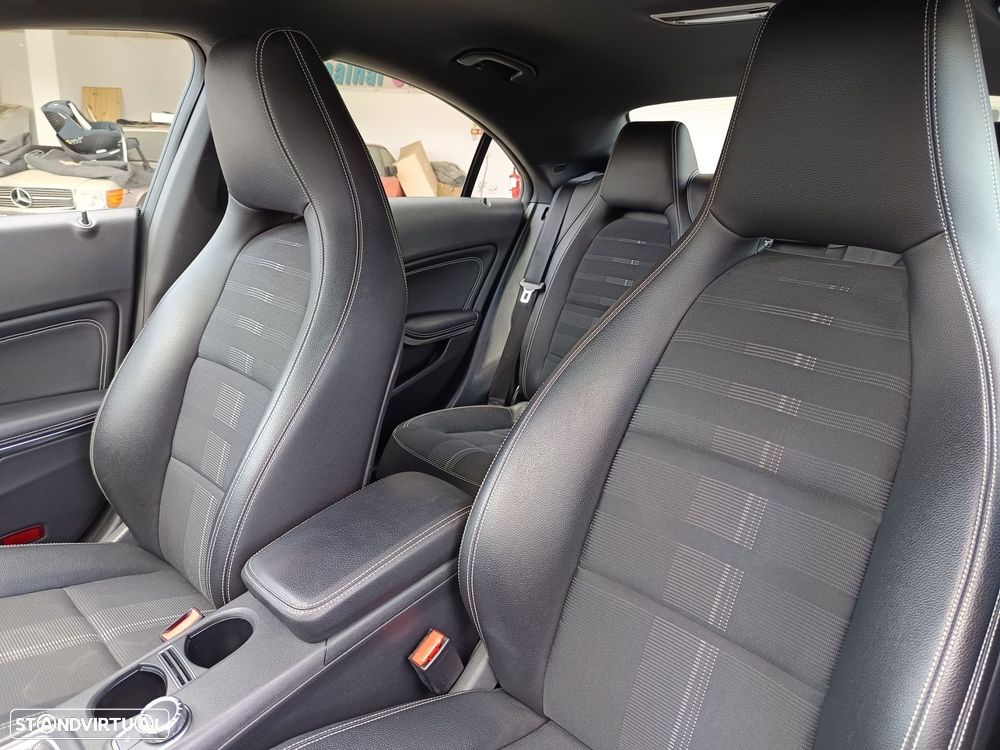 Mercedes-Benz CLA 180 - 25