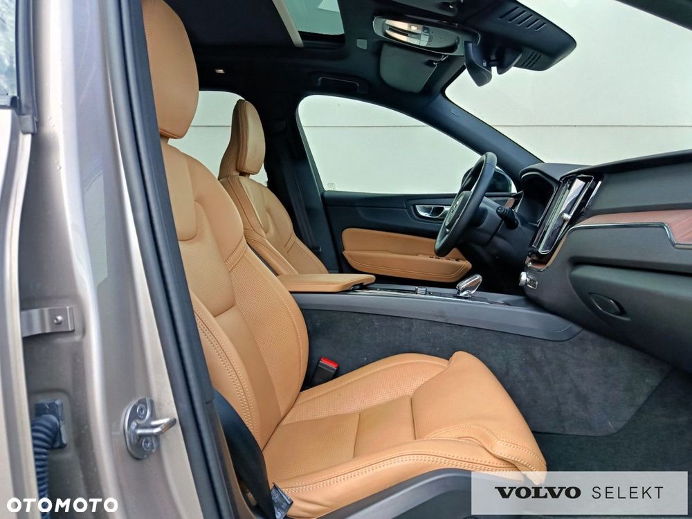 Volvo XC 60 - 16