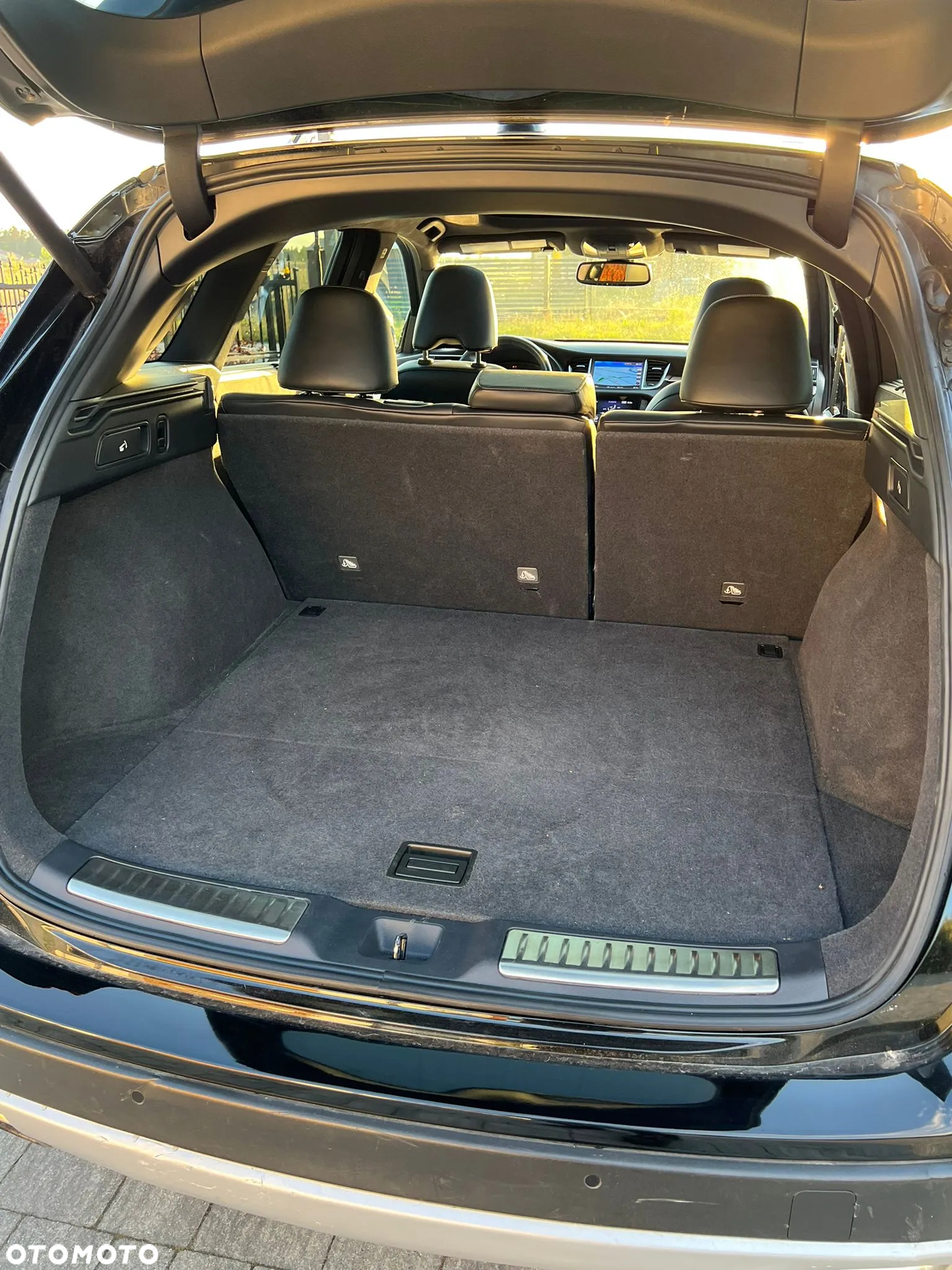 Infiniti QX50 - 32