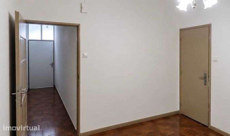 Casa T1 parcialmente mobilada. - Grande imagem: 3/7