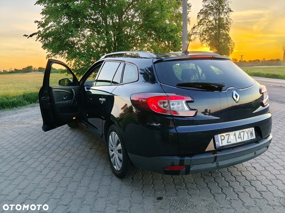 Renault Megane 1.6 16V Dynamique - 3