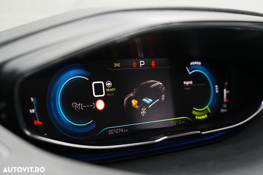 Peugeot 3008 Plug-In Hybrid 225 e-EAT8 GT - 13