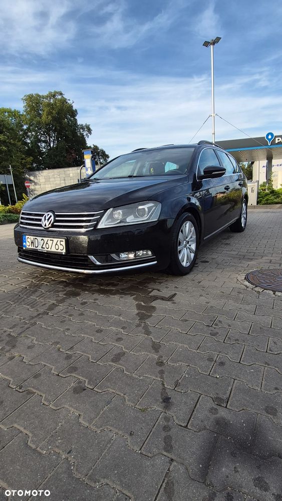 Volkswagen Passat 2.0 TDI Comfortline DSG - 2